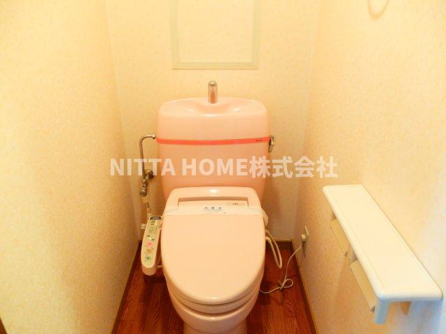 丹波市氷上町横田の賃貸マンションのトイレ|便利なシャワー付きトイレです◎