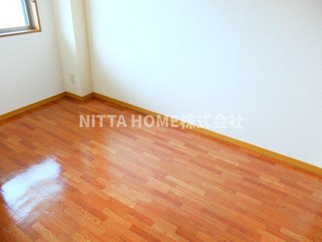 丹波市氷上町横田の賃貸マンションの内装|洋室4.5帖と6帖です★
