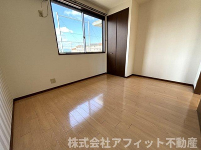 【寝室】 | ハイネス駅家南A棟 | 洋室5.5帖