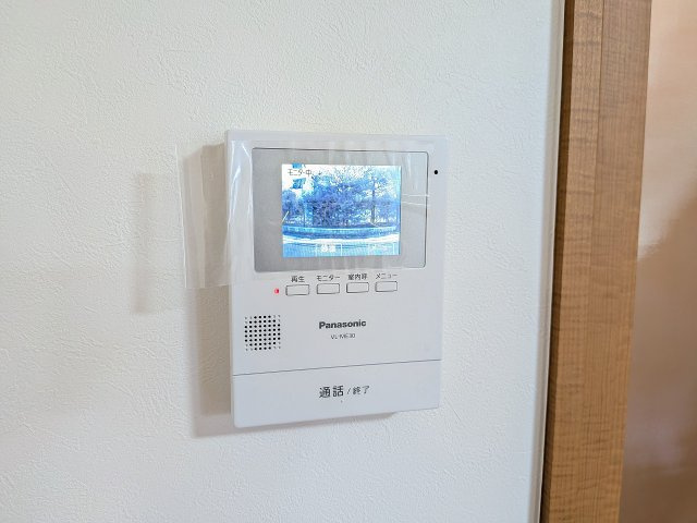 八王子市　高倉町　中古戸建てのセキュリティ|～TVモニター付インターホン　訪問者の確認に便利です～