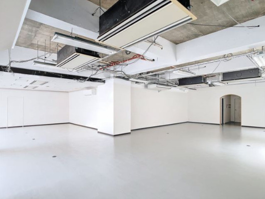 大黒屋産業ビルの内装