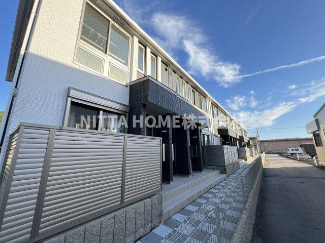 丹波市氷上町市辺のアパートのエントランス|清潔感のあるエントランスです♪