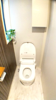 売中古戸建　静岡市清水区弥生町のトイレ