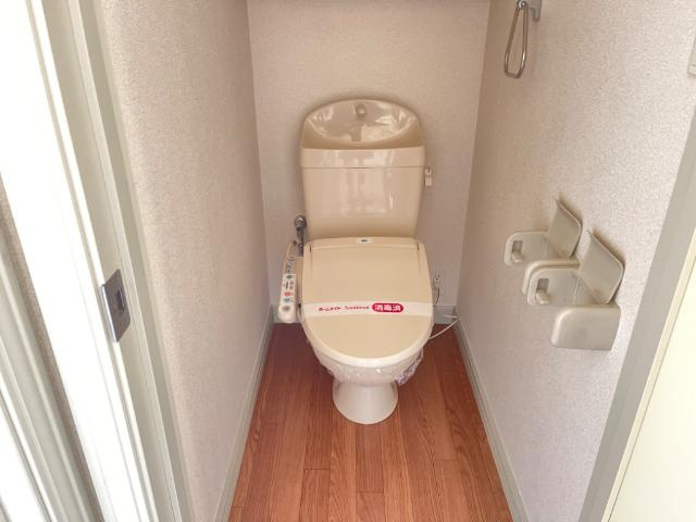 カーサ・ソフィアＢのトイレ|シャワー付トイレ