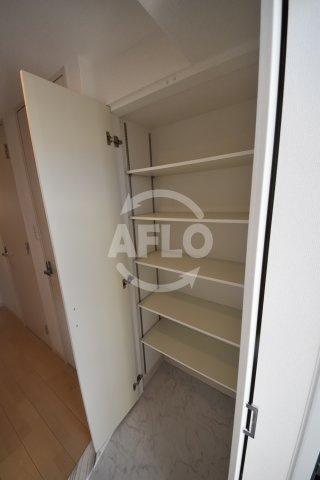 アドバンス大阪グロウスの玄関|アドバンス大阪グロウス　下駄箱