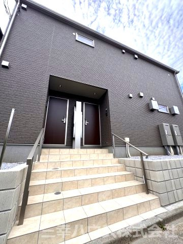 アーバンスクエア東大泉の外観