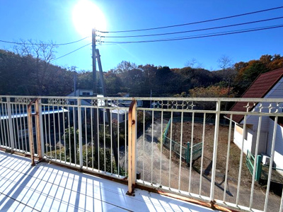 【バルコニー】 | 建物二棟　鉾田市梶山　中古戸建