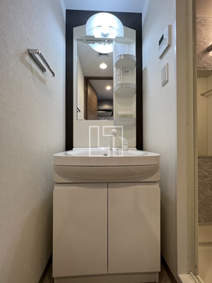 【独立洗面台】 | サムティ阿波座BELSIA | サムティ阿波座BELSIA（サムティ阿波座ベルシア）　独立洗面化粧台