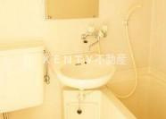 【洗面所】 | アドウェル西嶺Ｃ棟 | 脱衣スペースもあります