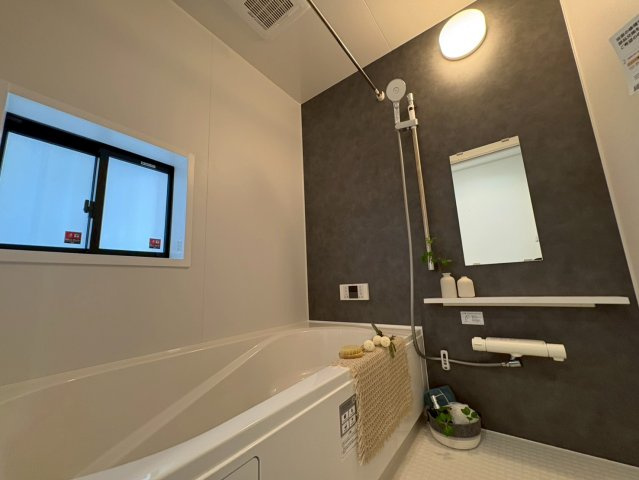 ＋＋　那覇市具志２丁目－C号棟（全７棟）の浴室