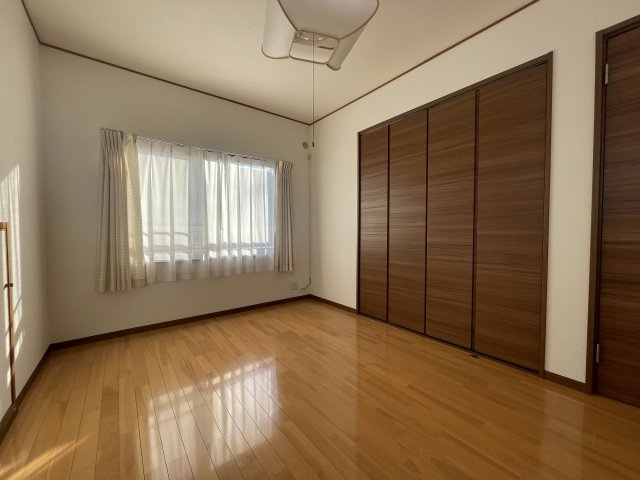 中古戸建　須賀川市向陽町　4SLDKの洋室