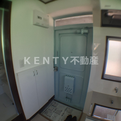 【玄関】 | 梅屋敷ビル | きれいな玄関です