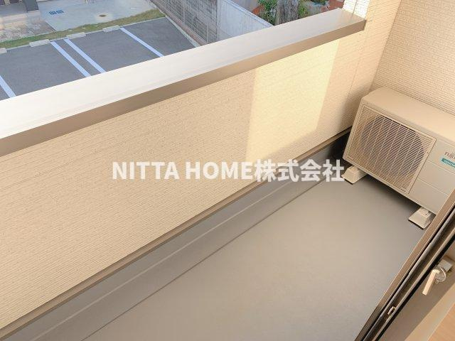 丹波篠山市味間南のアパートのバルコニー|明るいバルコニーもありますよ♪