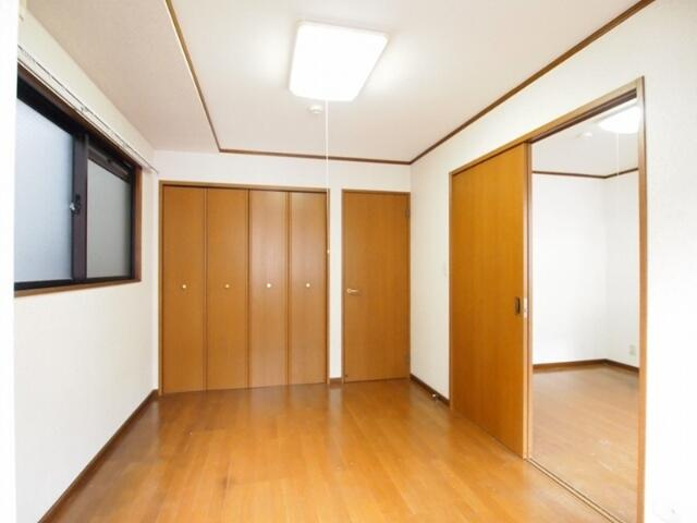 シャトレ戸邊の居間・リビング