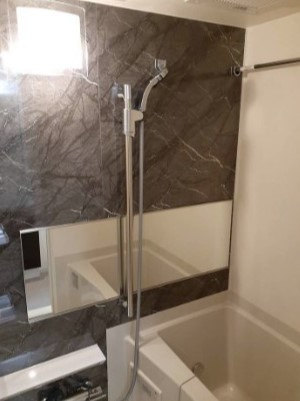 ライジング練馬の浴室