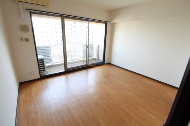 【居間・リビング】 | アーバンフラッツ西中島