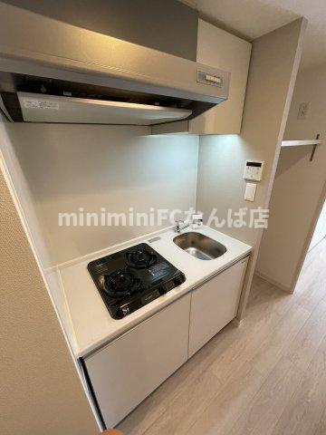 コンフォリア心斎橋EASTのキッチン