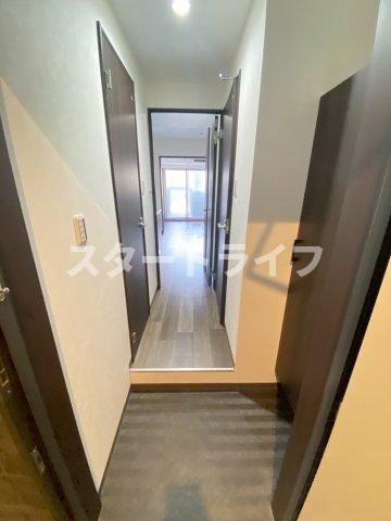 大阪市東淀川区菅原２丁目の賃貸マンションの玄関