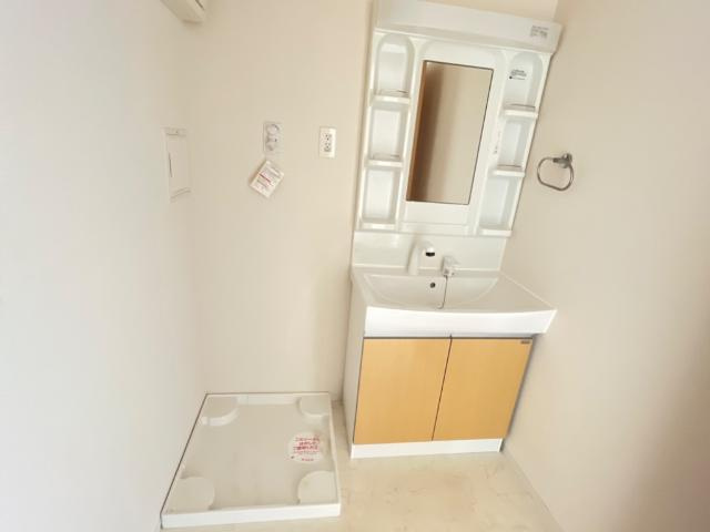 リフル　アヤカの洗面所|洗髪洗面化粧台