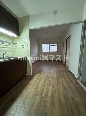 ドエル北堀江の居間・リビング