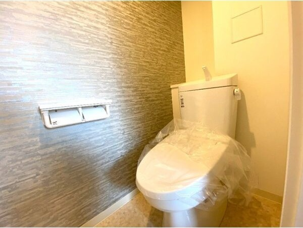 ウルフィエスタ徳川(旧 GRAN DUKE徳川)のトイレ