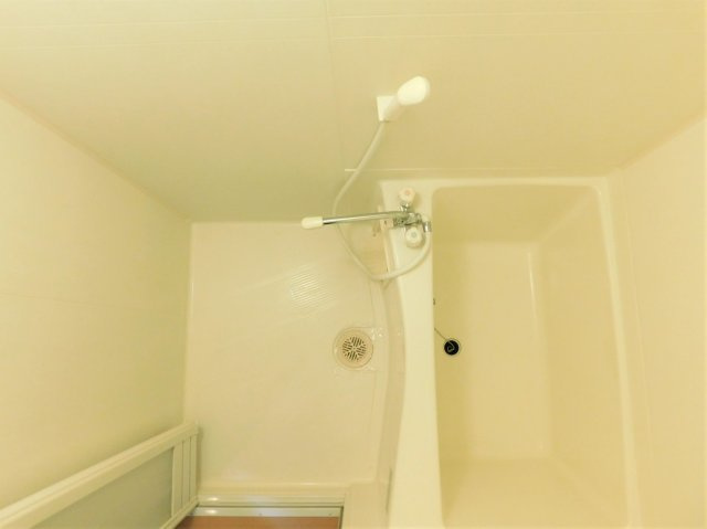 コンドミニアム薬院駅の浴室|お風呂です