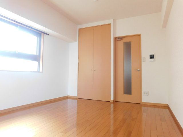 コンドミニアム薬院駅の洋室|個人の部屋や寝室として使える洋室です
