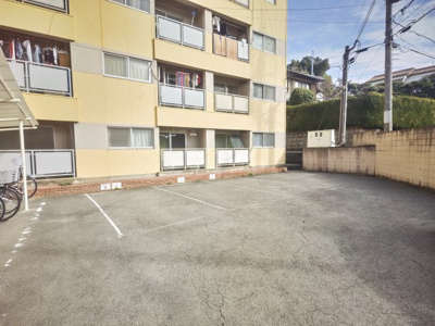 【駐車場】 | 太秦グリーンハイツ | カースペースがあります