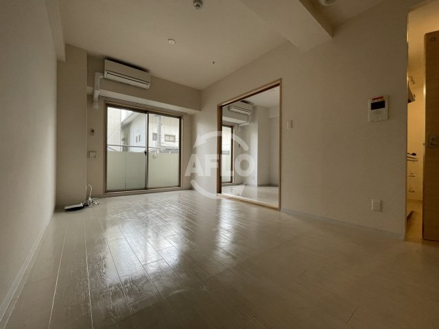 オルフェアレジデンス難波の洋室|オルフェアレジデンス難波　リビング