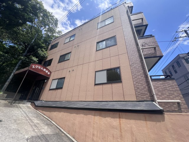 エクセル妙法寺の外観