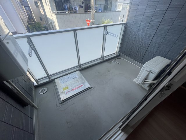 ラコンフィアンス神戸のバルコニー