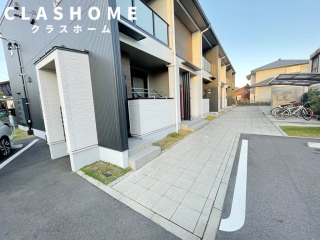 LA.POIRE　　刈谷市近郊の賃貸はクラスホーム刈谷店のエントランス