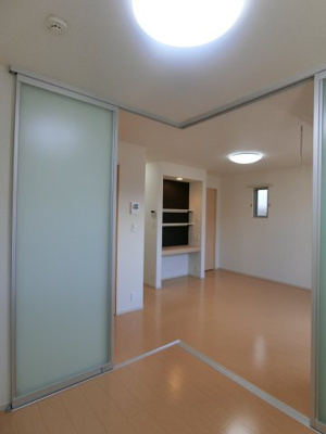 【洋室】 | ラルーチェ | イメージ104号室の写真