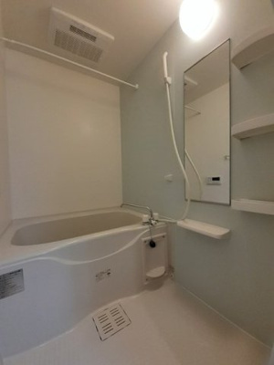 【浴室】 | ラルーチェ