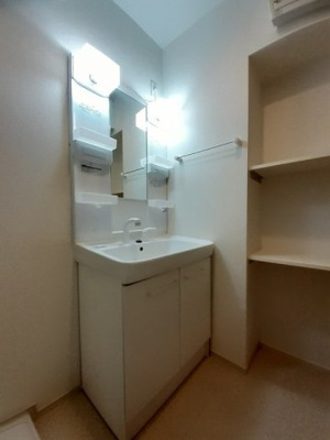 【洗面所】 | ラルーチェ