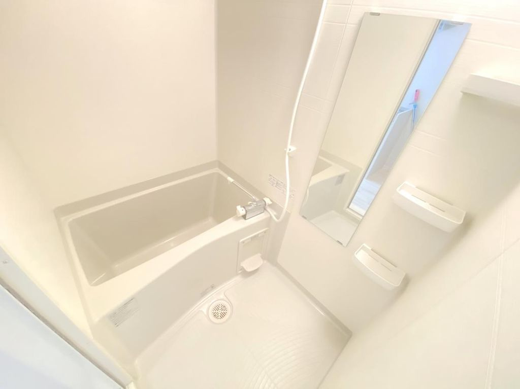 ウィステリアの浴室