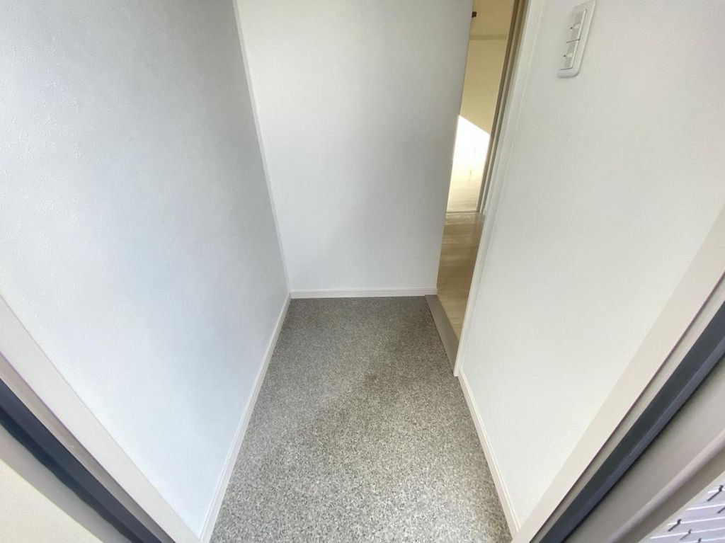 ウィステリアの玄関