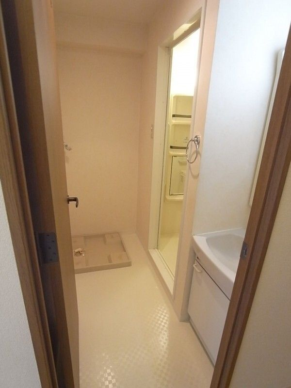 ロジェの洗面所