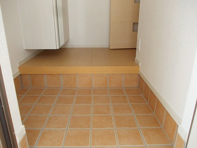 コンセルヴェ花戸の玄関