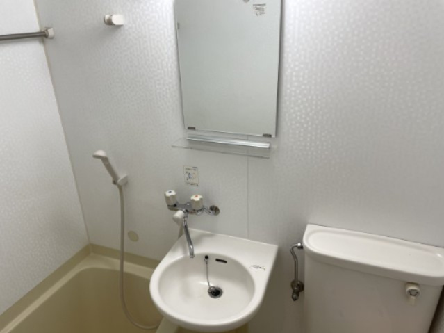 鈴木ビルディングの洗面所