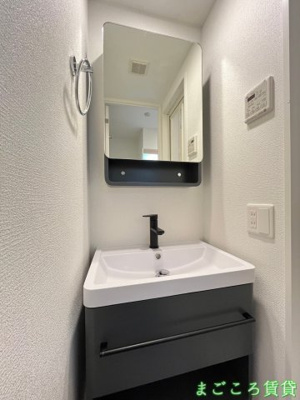 【独立洗面台】 | セレニテ難波グランデノール