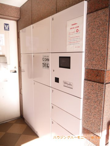 【その他共用部分】 | カーサ要町 | 不在時にも安心！宅配ボックスがあります！