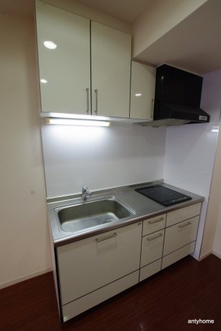 BRAVI新大阪　仲介手数料無料のキッチン