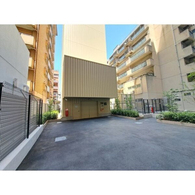 【駐車場】 | Splendide NAMBAIII