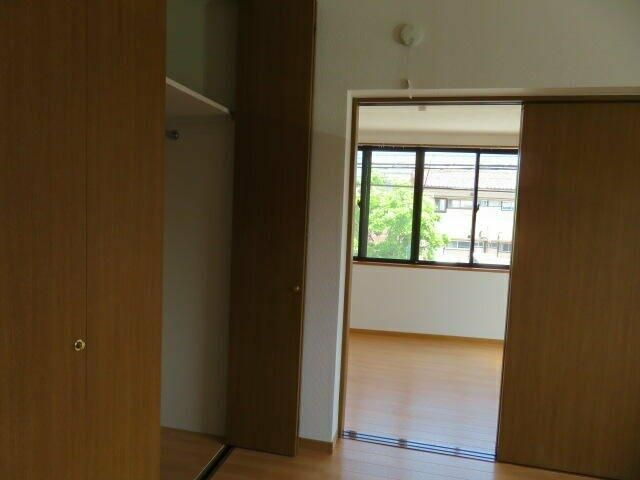 岩崎マンションの収納