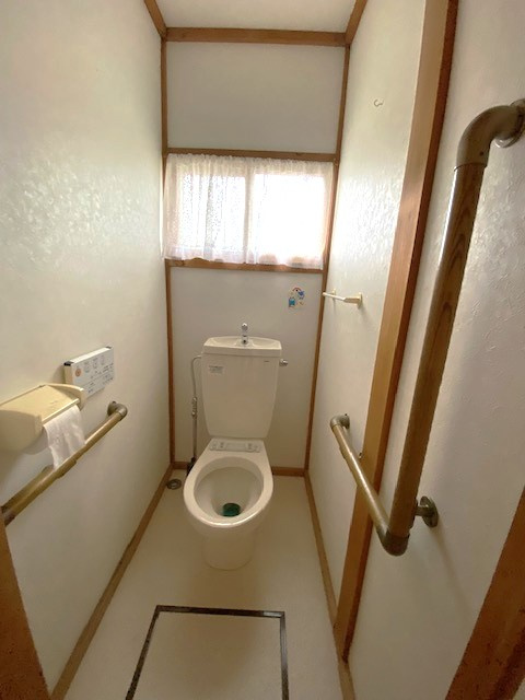【値下げ】網走市潮見８丁目中古住宅のトイレ