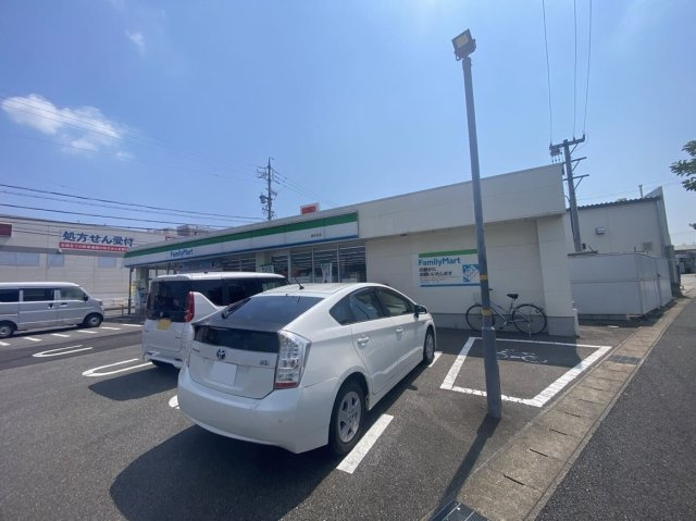 レオネクストフィオーレの周辺