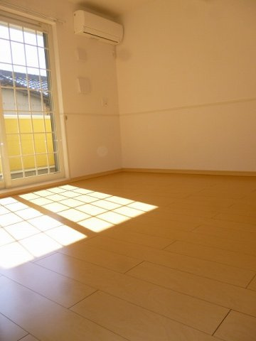 コーポ峰の居間・リビング