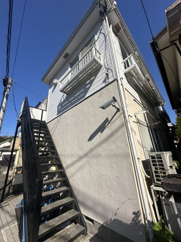 横浜市港北区師岡町のアパート