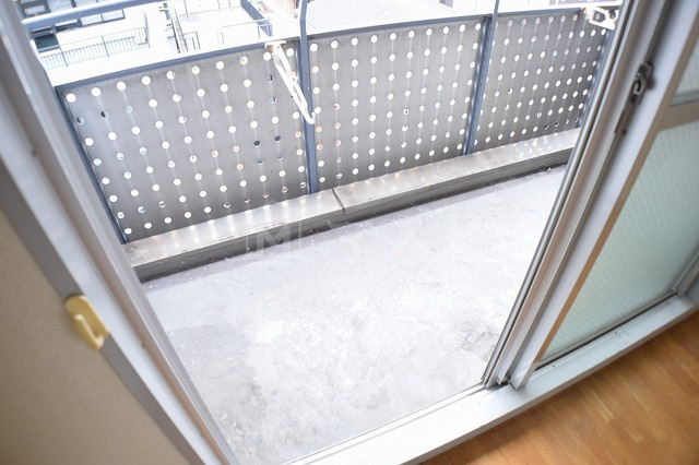 プリエール京町堀のバルコニー